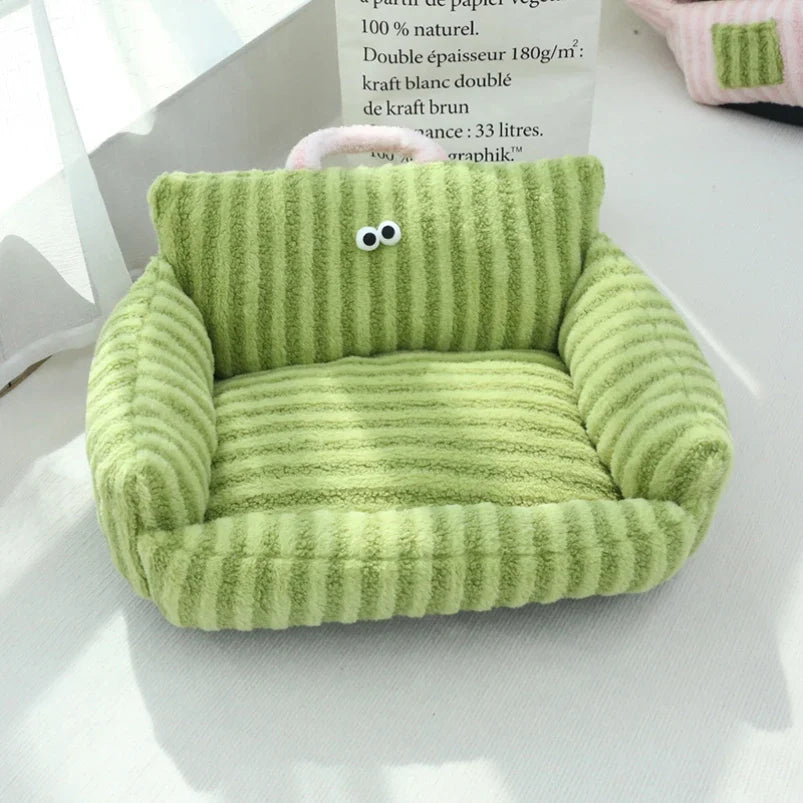 CozyNest Deluxe Wintersofa