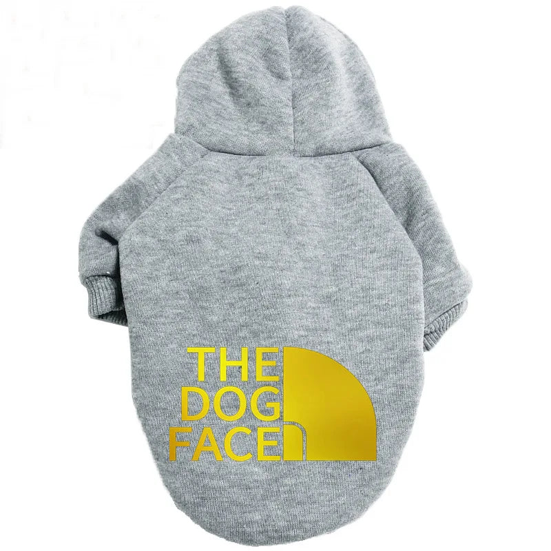 Wärmender Hundehoodie zum Öffnen