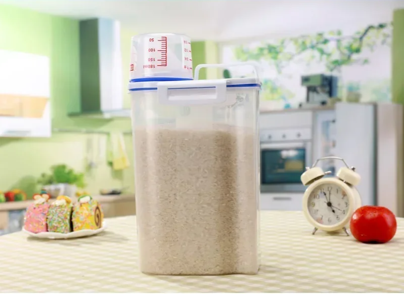 FreshLock 1.5kg/2kg Messbecher & Futterbehälter für Hunde und Katzen