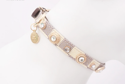 LuckyLuxe Clover Collar – Luxus-Halsband aus PU-Leder
