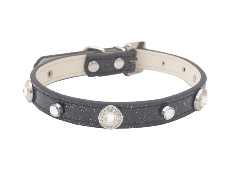 LuckyLuxe Clover Collar – Luxus-Halsband aus PU-Leder