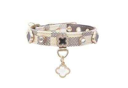 LuckyLuxe Clover Collar – Luxus-Halsband aus PU-Leder