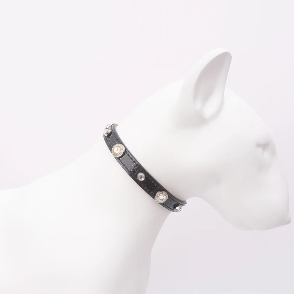 LuckyLuxe Clover Collar – Luxus-Halsband aus PU-Leder