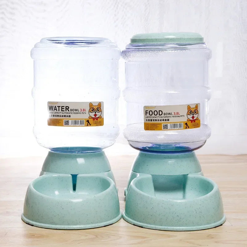SmartHydra Automatischer Futter- und Wasserspender für Haustiere – 2-in-1 Futter- und Wassernapf mit Wasserflasche