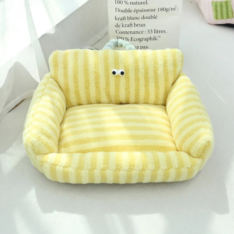 CozyNest Deluxe Wintersofa