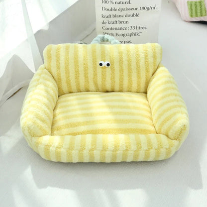 CozyNest Deluxe Wintersofa