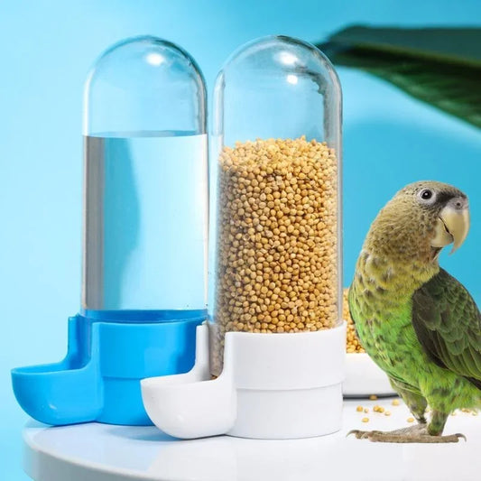 Automatischer Vogelfutter- und Wasserspender – hängend, Kunststoff, 90–200 ml