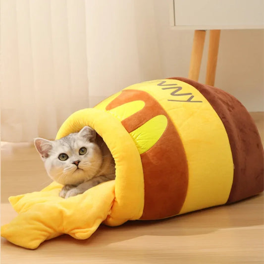 Katzenbett „Honey Pot“ – Plüschschlafsack Braun