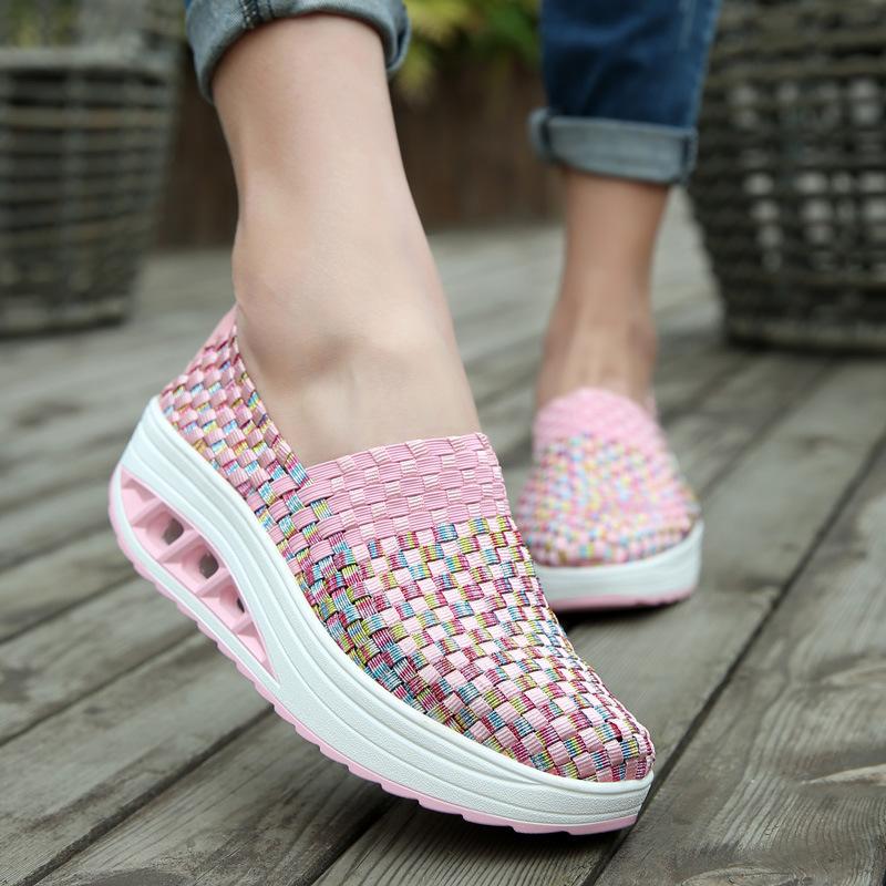 Avina Komfort-Sneakers Rosa – Sohlendetail von unten