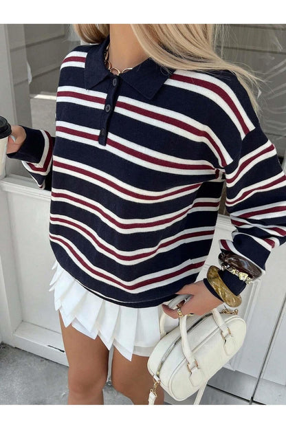 Dalla Damen gestreifter Polo-Strickpullover in Marineblau mit Knopfleiste
