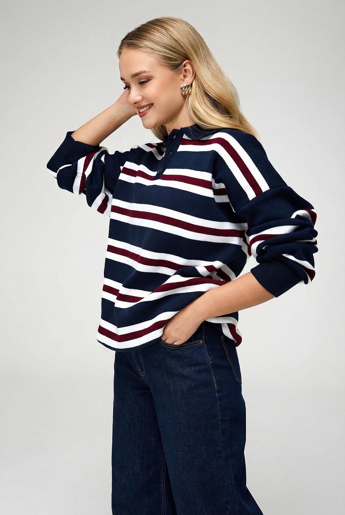 Streifenmuster Nahaufnahme Strickpullover Damen Marineblau