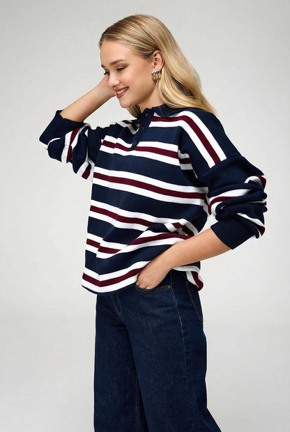 Streifenmuster Nahaufnahme Strickpullover Damen Marineblau