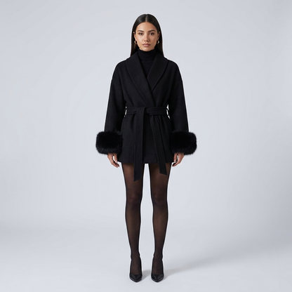 Graue Variante des Mira Wolljacken-Mantels für Smart-Casual-Anlässe