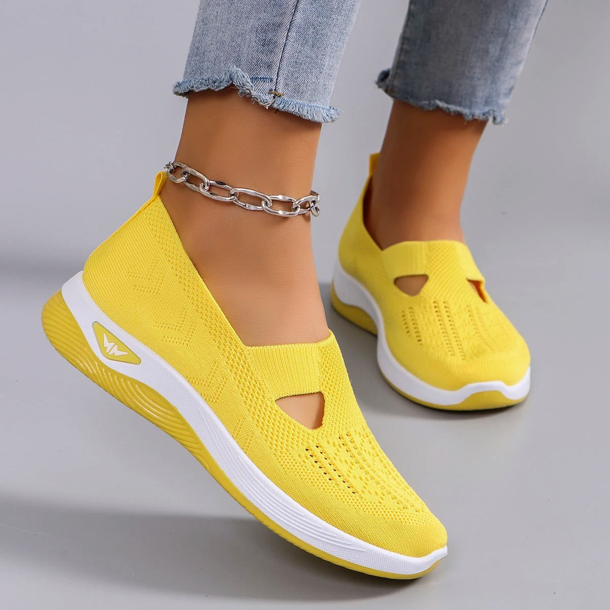 Karla Damen Komfortschuhe in Grün – stabile Laufsohle Unterseite