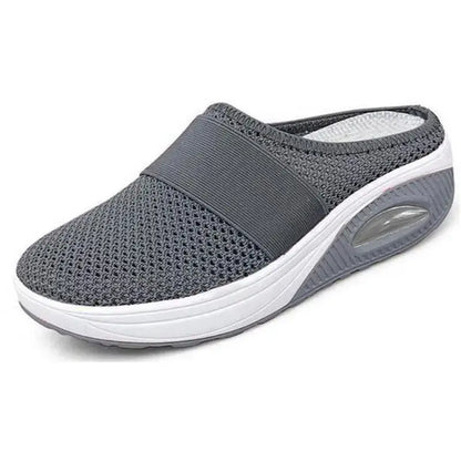 Vinja orthopädische Pantoletten in Beige – Größen 36 bis 43