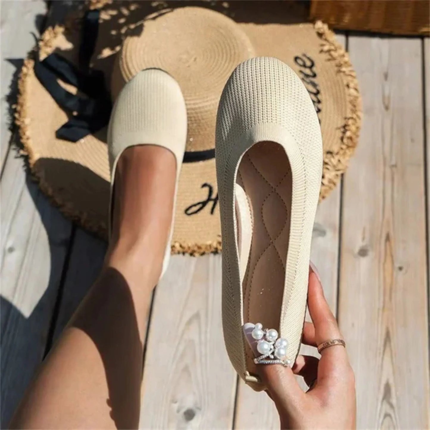 Detailansicht der gepolsterten Innensohle der Lena Damen Slip-On Schuhe