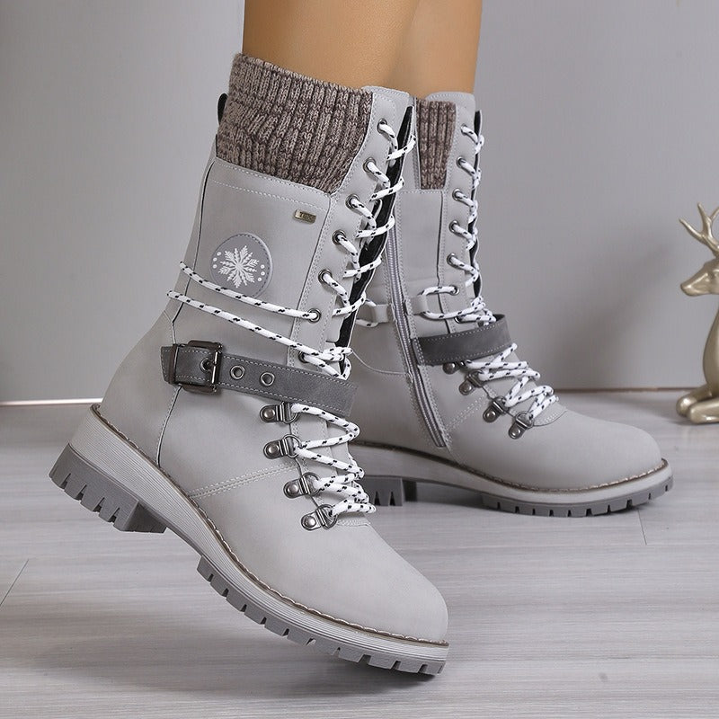Wintara Damen orthopädische Winterstiefel – Trageansicht auf winterlichem Pflaster