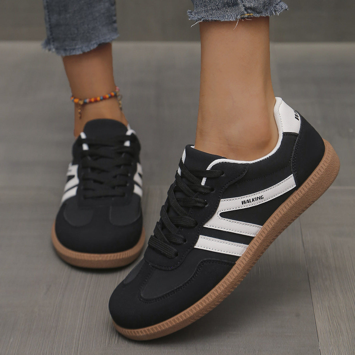 Berna Damen Sneaker in Weinrot – leicht und atmungsaktiv