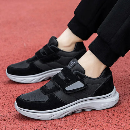 Nalia orthopädischer Sneaker in Anthrazitgrau – Seitendetail