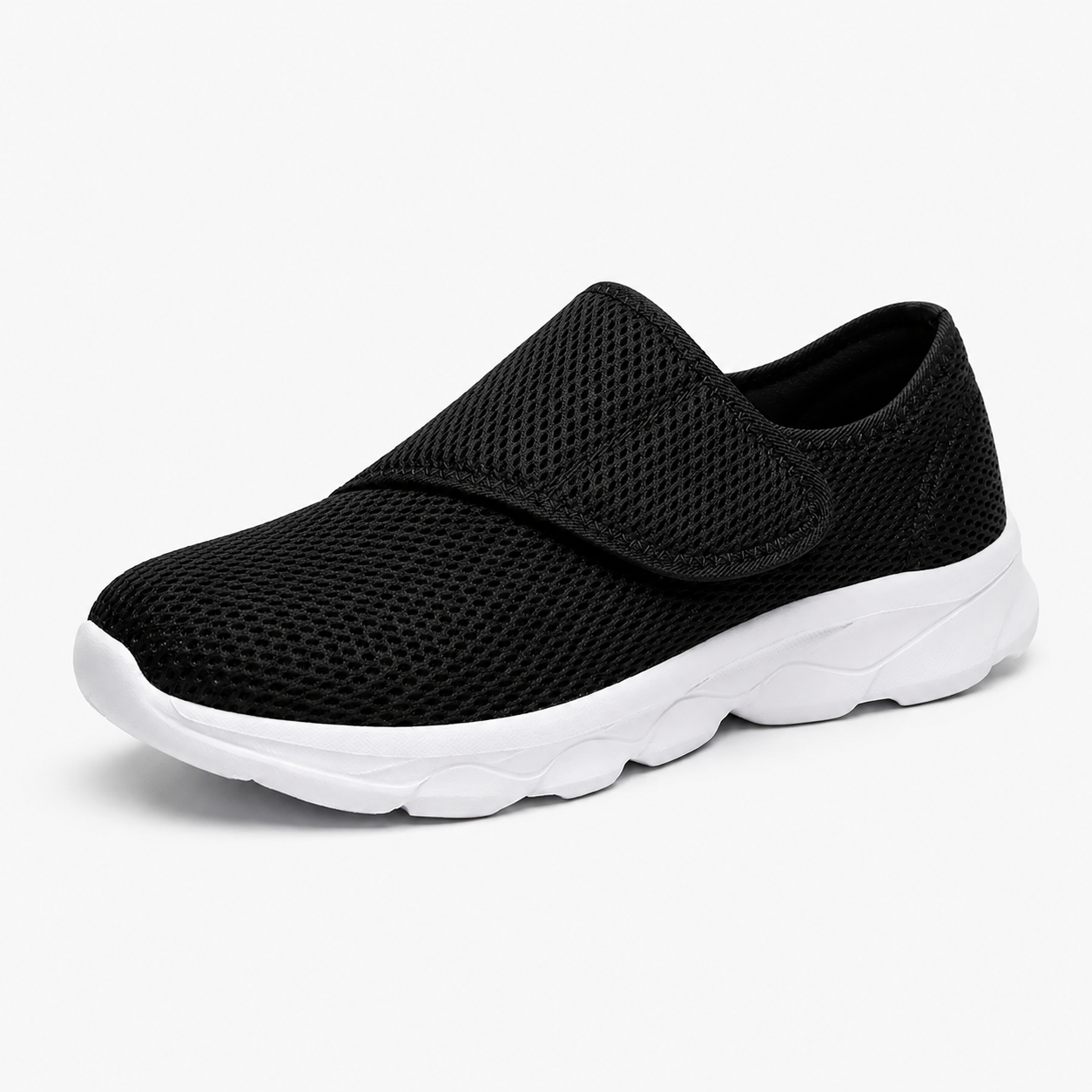 Brekka Damen Walkingschuh Schwarz-Weiß Sohlenansicht