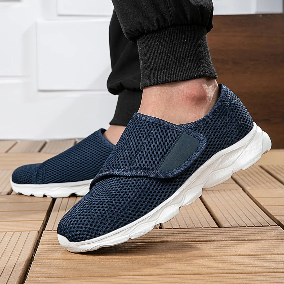 Brekka weite Passform Walkingschuh für diabetische Füße Beige