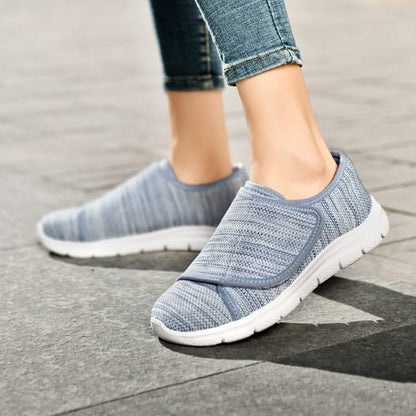Detailansicht des geräumigen Zehenbereichs der Velara orthopädischen Schuhe