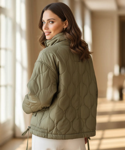 Schwarze oversized Winterjacke mit verstellbaren Bündchen