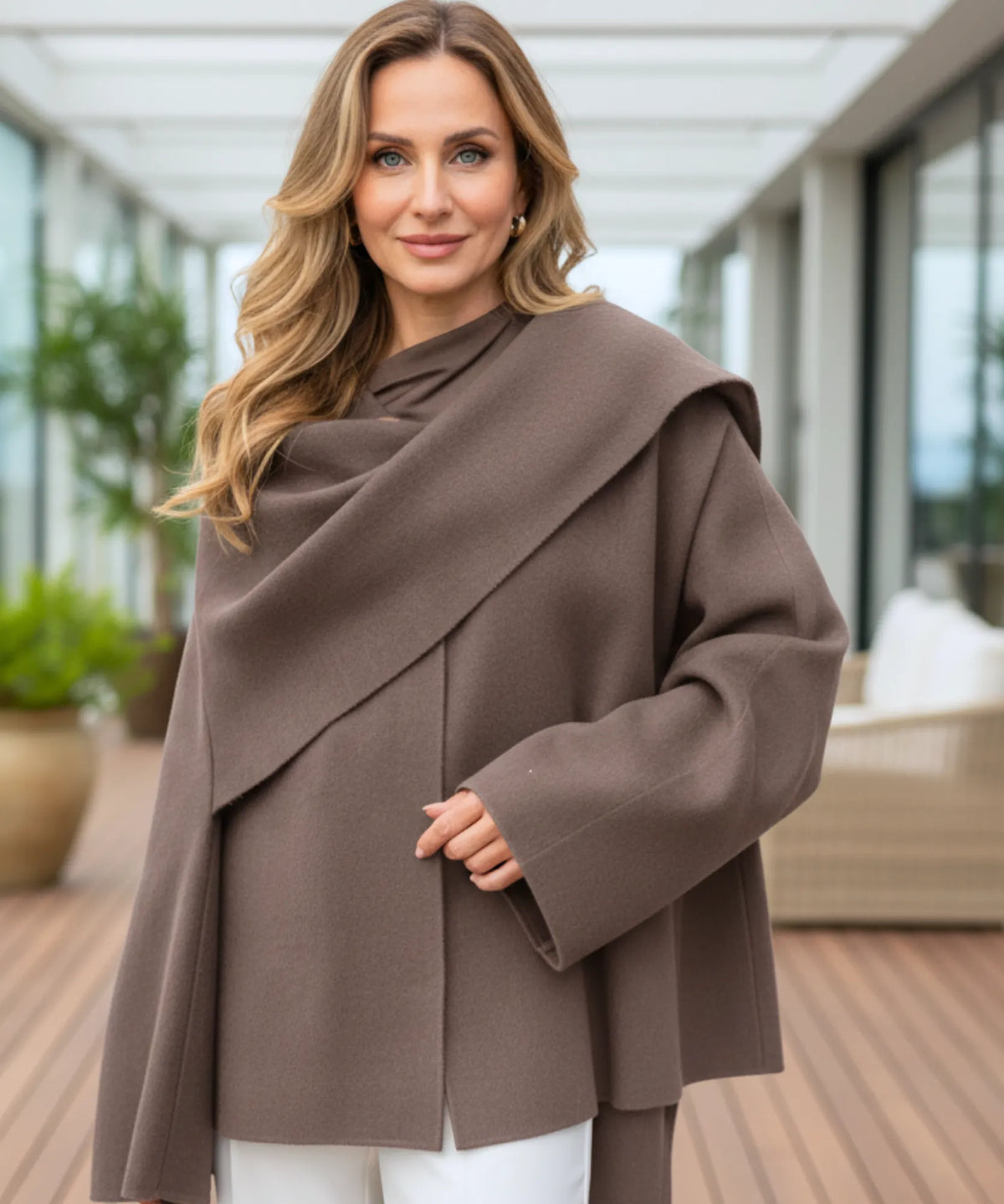 Gebürsteter Wollmantel Damen Oversized – Nahaufnahme Stoff