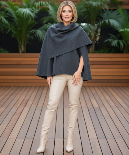 Woll-Wickelmantel Damen in Anthrazit – elegante Wintersilhouette