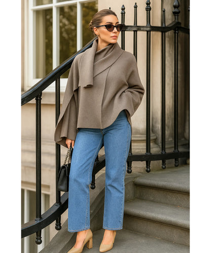 Damen Wollmantel Schalkkragen in Bordeaux – Styling mit Hose