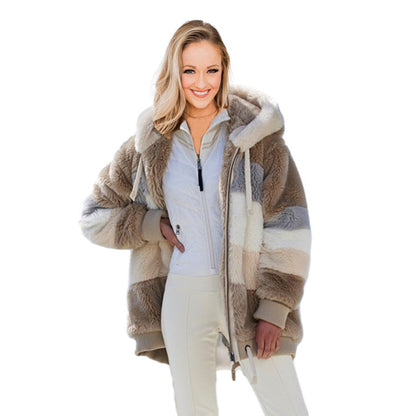 Damen Plüsch-Cardigan-Jacke in Lila – Frontansicht