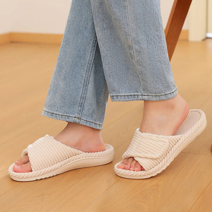 Mira Offene Damen Slippers in Lila – Ganzjahres-Hausschuhe mit Rutschfester Sohle