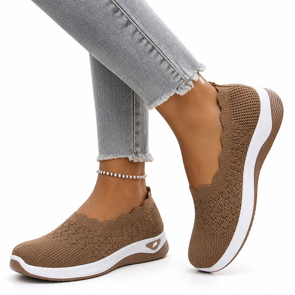 Luara Slip-On Sneaker in Weiß – frisches Design für Sommer und Frühling
