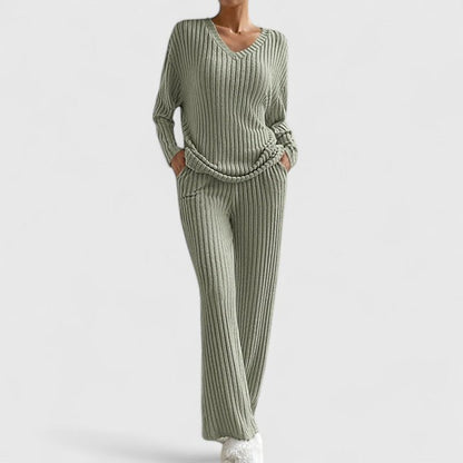 Graues Damen Loungewear Set aus weichem Strick für den Alltag