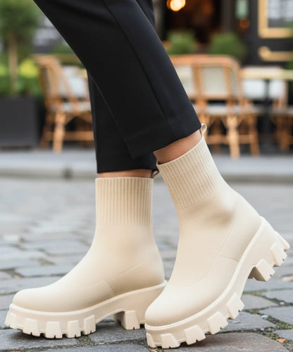 Damen Sockenstiefel Strickobermaterial in Detailansicht – Elfenbein