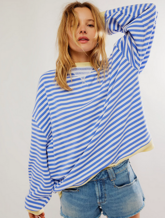 Lena Damen Strickpullover in Hellblau mit lockerem Schnitt und Streifenmuster