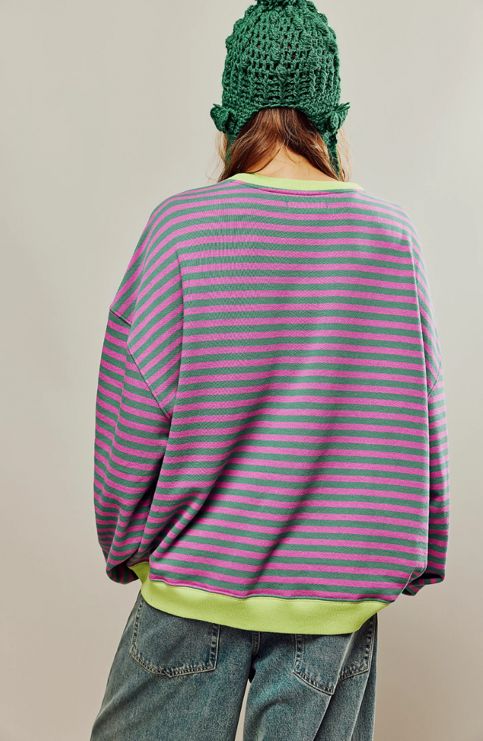 Lena Damenpullover Rückenansicht – großzügige Passform und leuchtende Farben