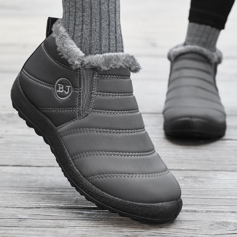 Fenja Damen Winter-Boots in Grün mit Slip-On-Schnitt