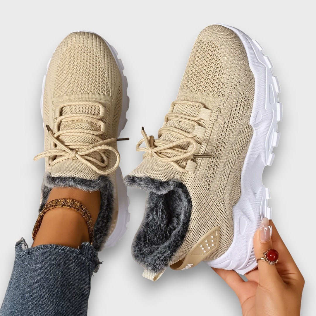Lena Winter-Sneaker Damen – leichte Antirutsch-Sohle, Seitenansicht