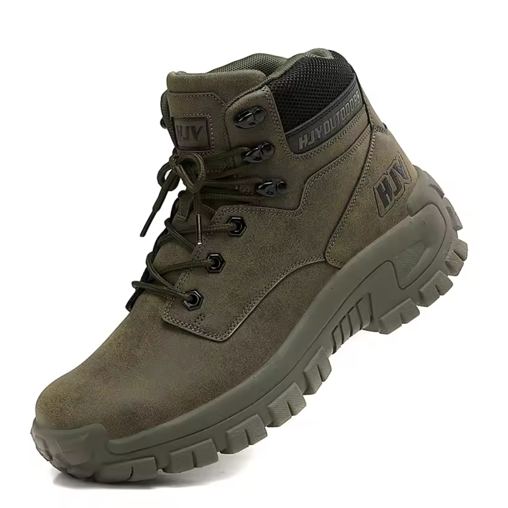 Herren Wanderschuhe auf nassem Untergrund – Grip-Demonstration