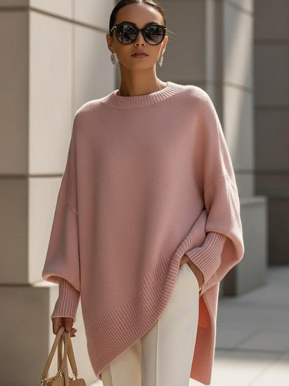 Fiora Poncho-Pullover in Schwarz – Vorderansicht mit asymmetrischem Saum