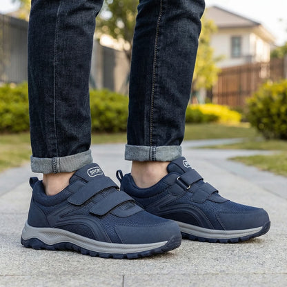 Norwin Herren orthopädische Walkingschuhe in Schwarz mit doppeltem Klettverschluss