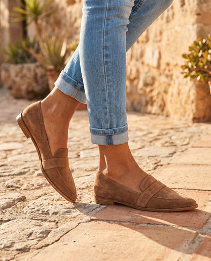 Lena Damen Orthopädische Wildleder-Loafer in Khaki – Seitenansicht