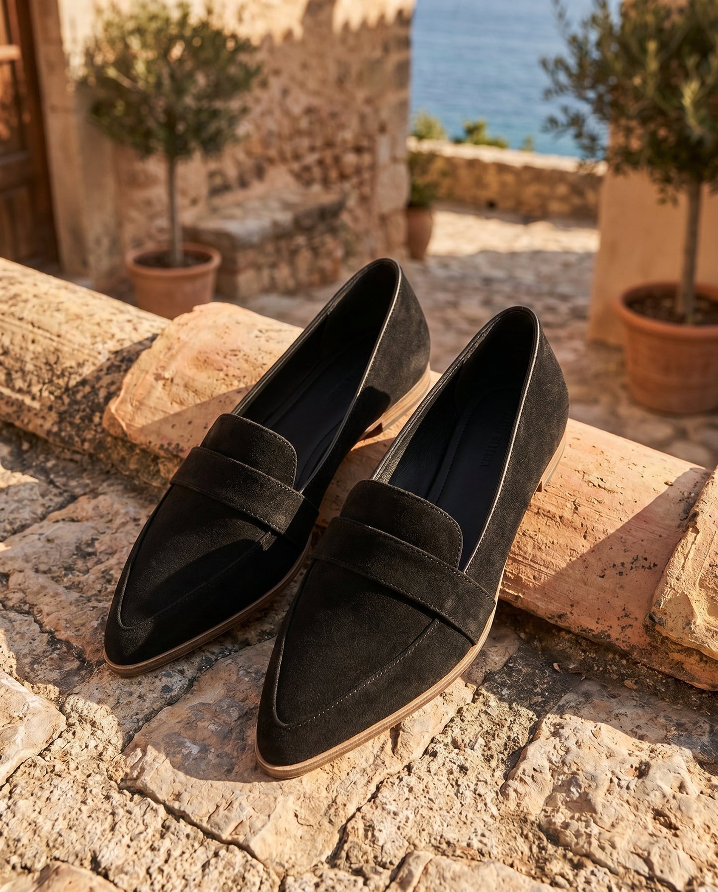 Lena Loafer Leoparden-Print – Nahaufnahme der samtig-weichen Oberfläche