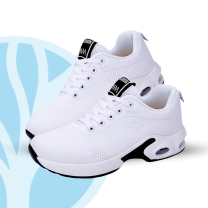 Norivo Damenschuhe, Paar nebeneinander auf hellem Hintergrund