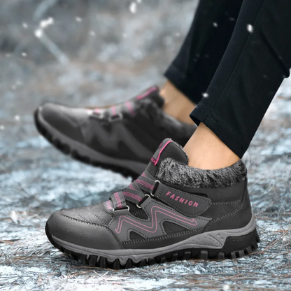Norva Winterschuhe Schwarz/Rosa – rutschfeste Griptec+ Sohle Detailansicht