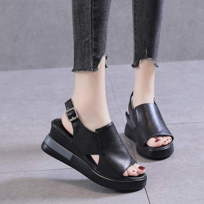 Selina orthopädische Sandalen – Fußgewölbestütze in Nahaufnahme
