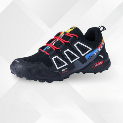 Trekkaro Schuhe mit rutschfester Sohle auf unebenem Gelände