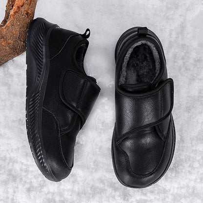 Schwarzer Damen-Sneaker mit weitem Klettverschluss Vorderansicht
