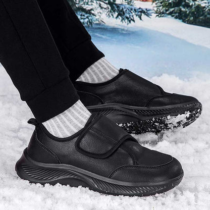 Streifenstruktur Obermaterial Kunstleder Damen-Sneaker schwarz